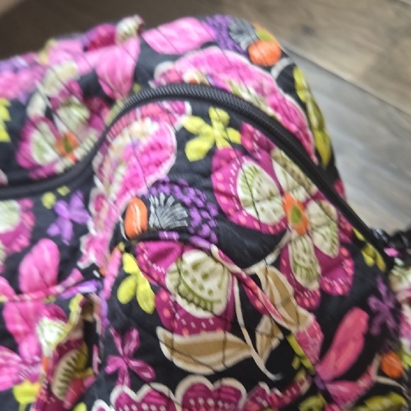 Vera Bradley Weekender Travel Bag, GUC, Travel Chic, Colorful Vibrant Bag - Picture 11 of 14